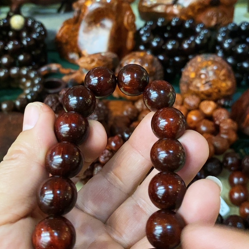 【闪购商品】檀香紫檀（小叶紫檀）