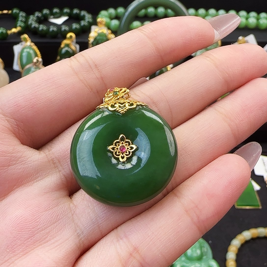 吊坠(不含链)18K金镶嵌和田玉