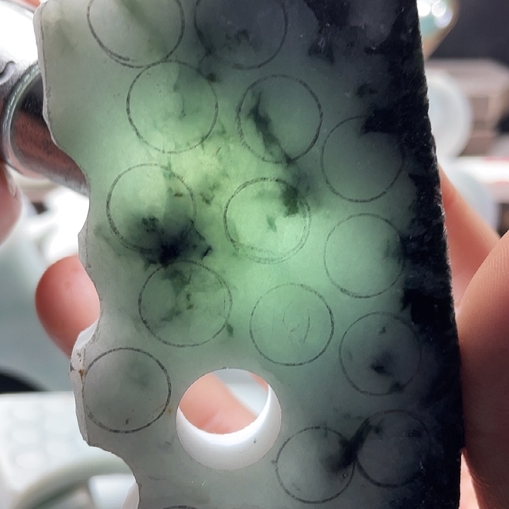 翡翠未镶嵌颈饰翡翠片料