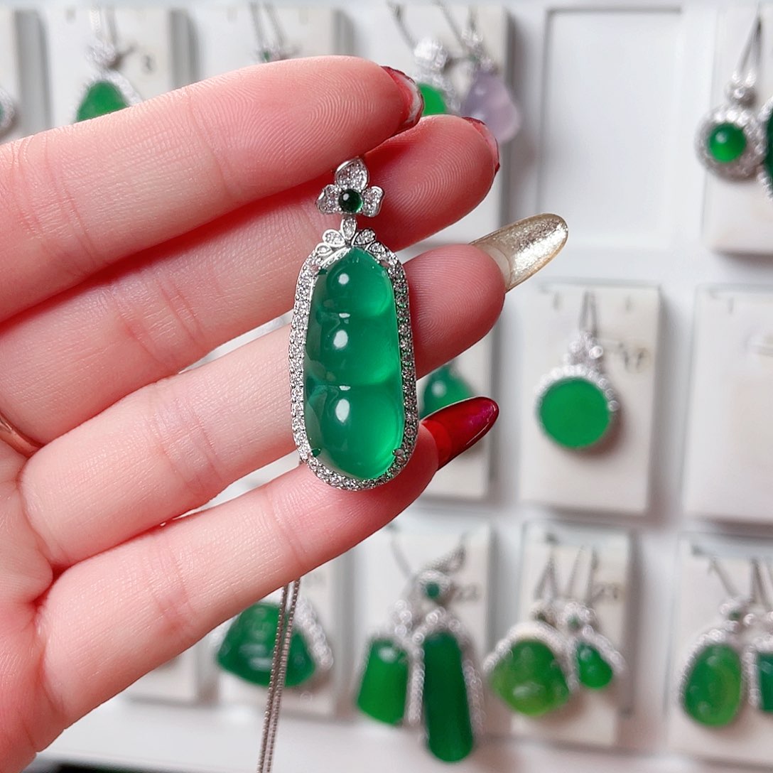 玛瑙/玉髓吊坠(赠链)银S925镶嵌