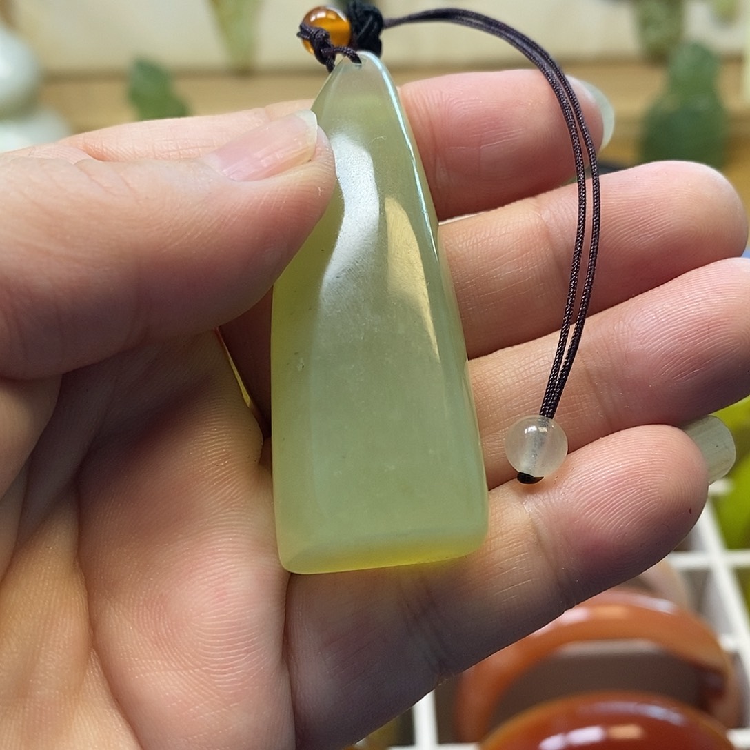 蛇纹石玉合金珠宝奇石