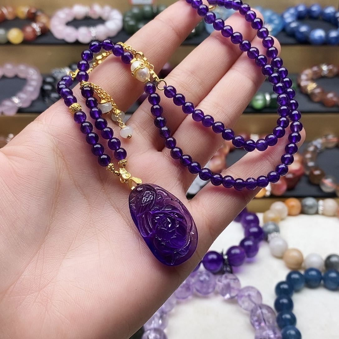 水晶手链未镶嵌显**王紫项链