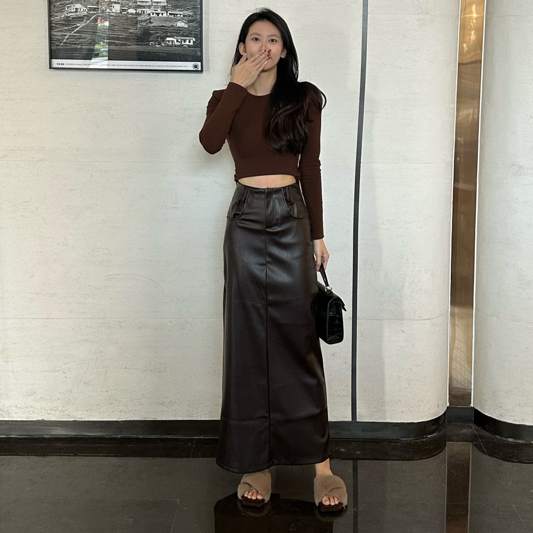 【柏林皮裙】 后开衩直筒皮半裙有口袋