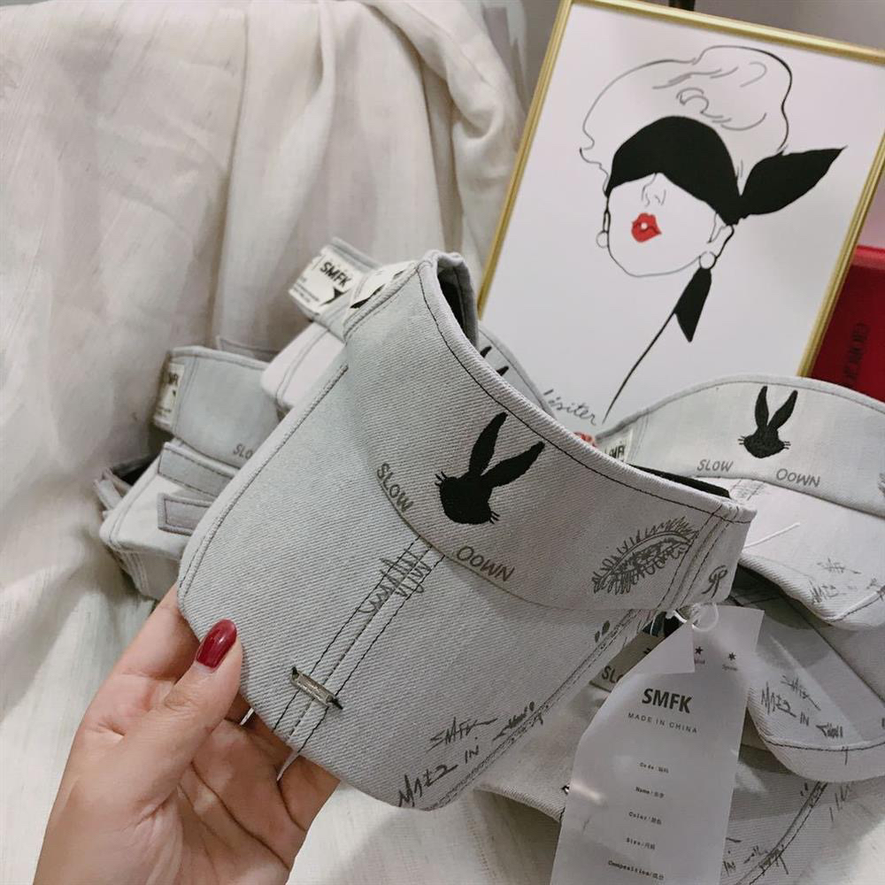 潮刺绣涂鸦兔八哥空顶鸭舌帽P222