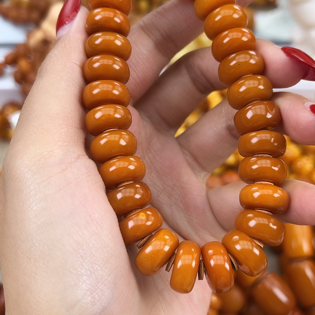 琥珀颈饰未镶嵌蜜蜡