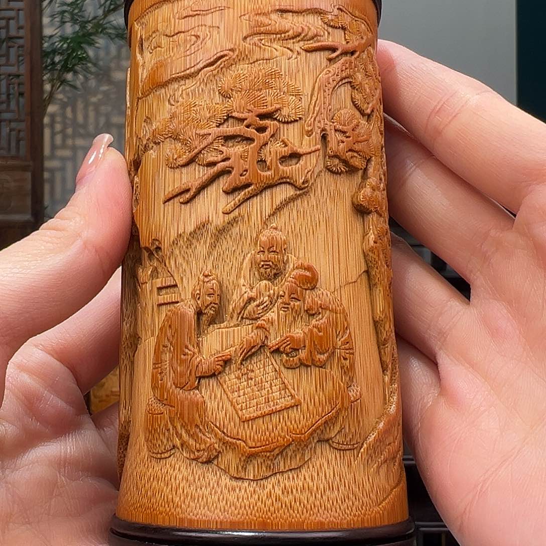 竹必*的竹雕旗开得胜茶叶罐