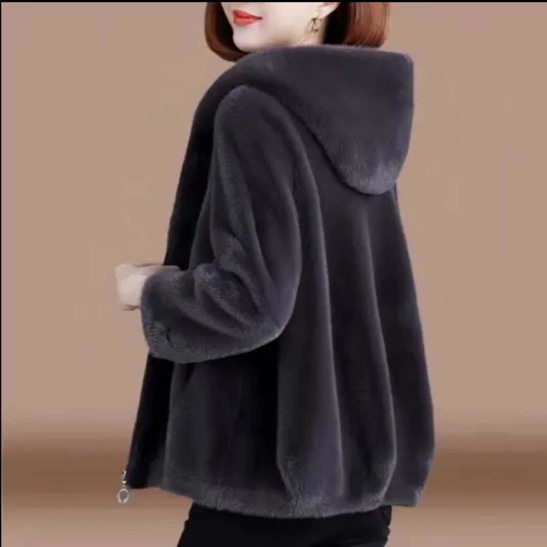 短款连帽雪兰貂高端毛毛外套气质百搭冬季厚外套65CM