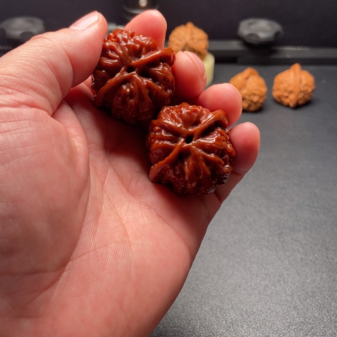 文玩核桃把件太多了