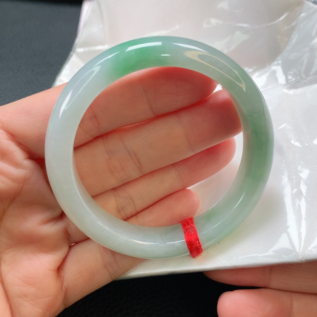 翡翠手镯未镶嵌53正