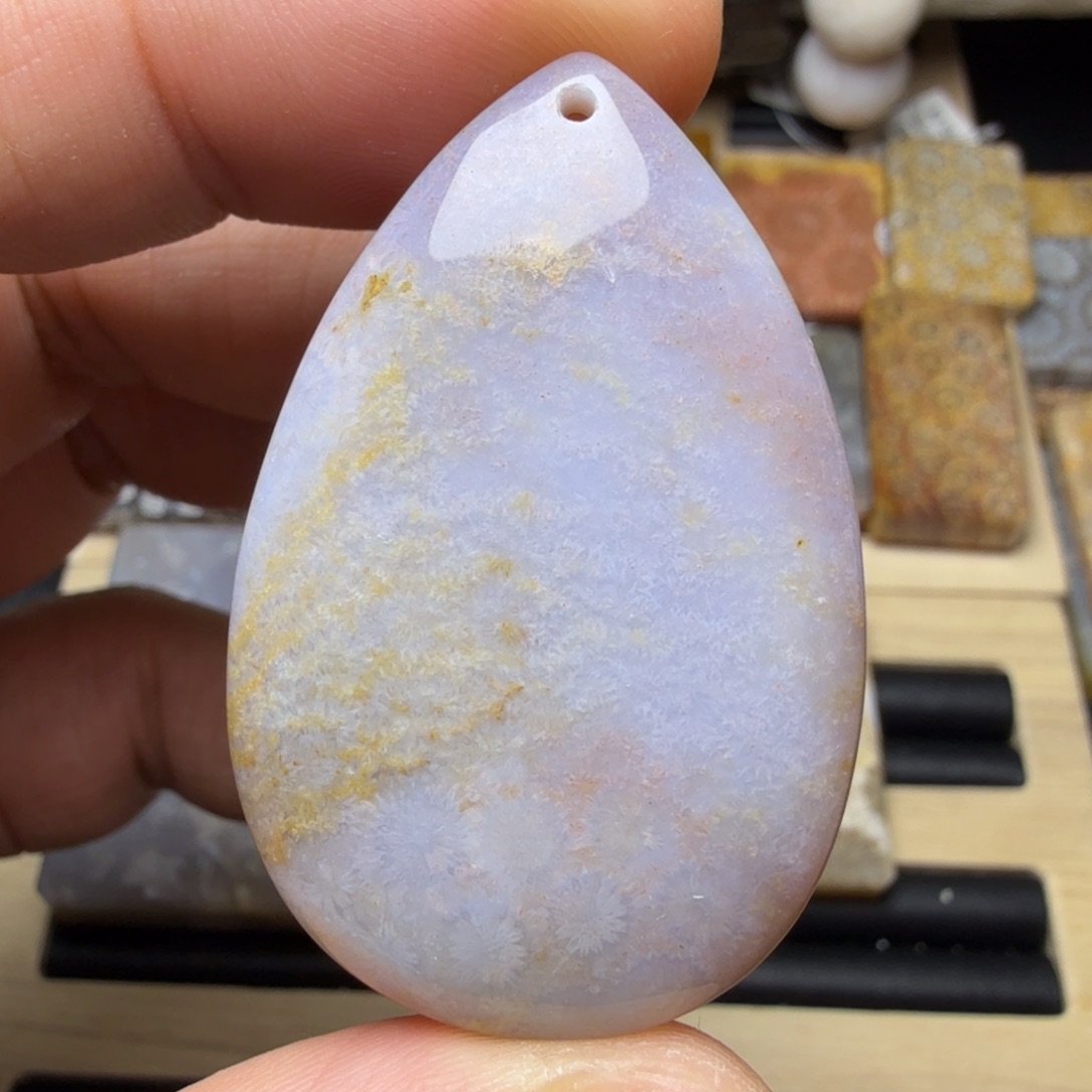 硅化玉未镶嵌纯天然色有机玉石保真色