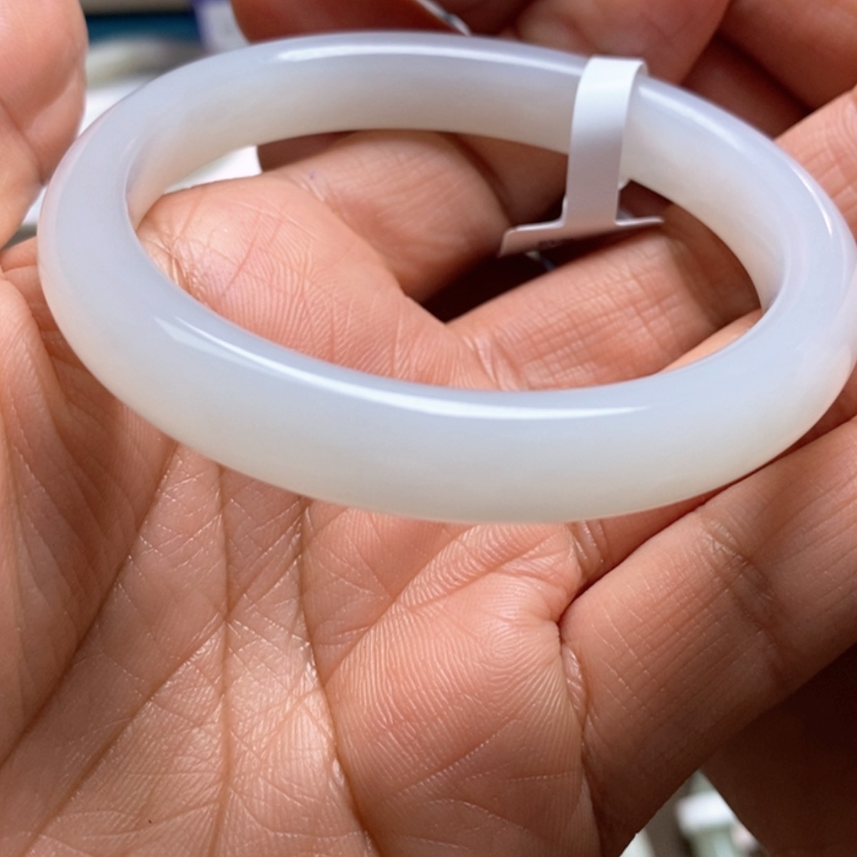 【闪购商品】和田玉手镯未镶嵌