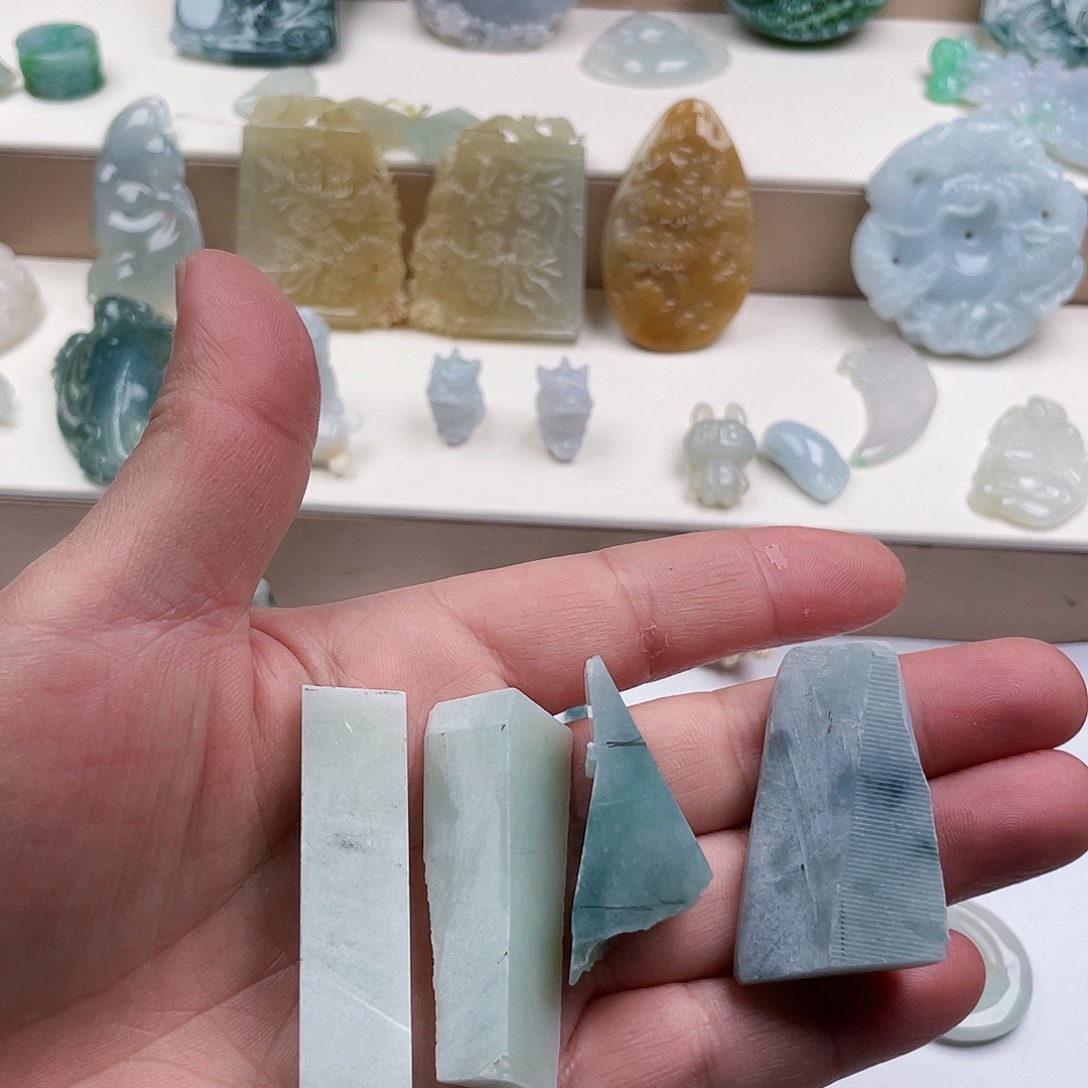 颈饰未镶嵌翡翠天然翡翠a货片料