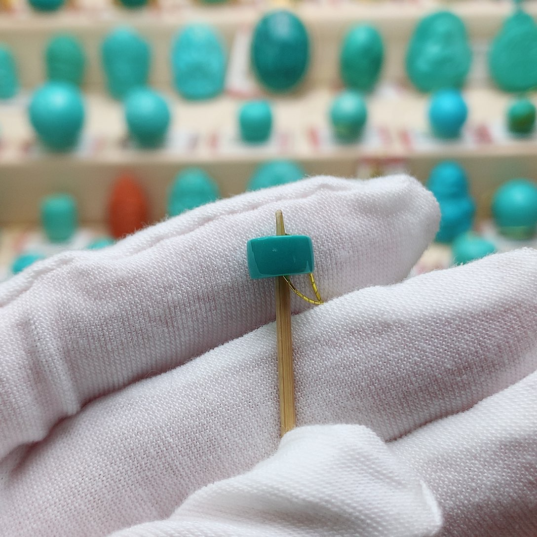 绿松石配饰未镶嵌