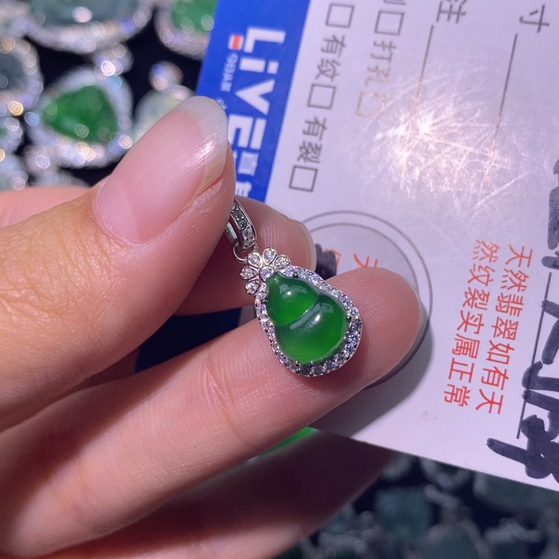 翡翠银S925镶嵌颈饰天然