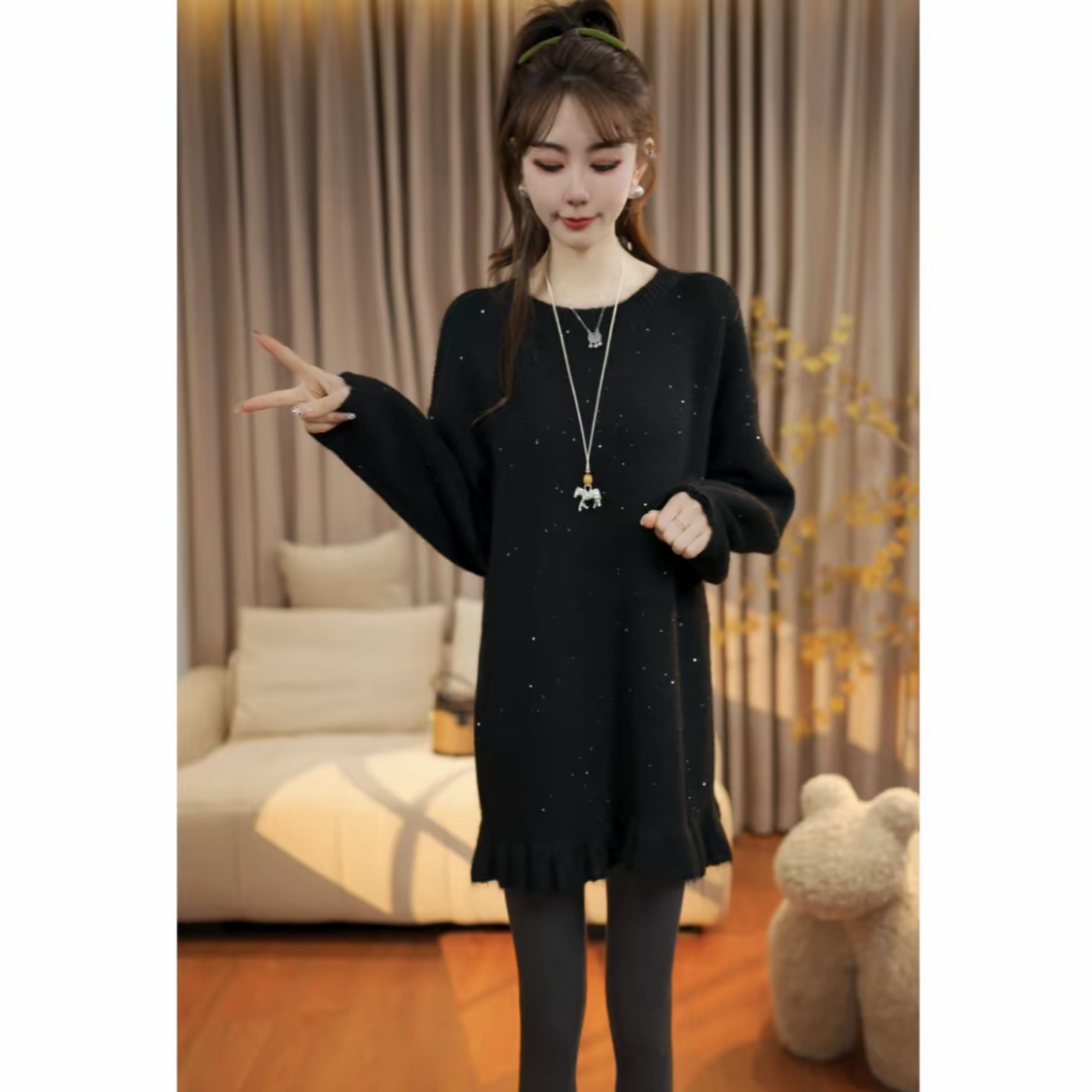 2025冬季圆领套头木耳边中长款针织衫女加厚显瘦百搭花边亮片毛衣