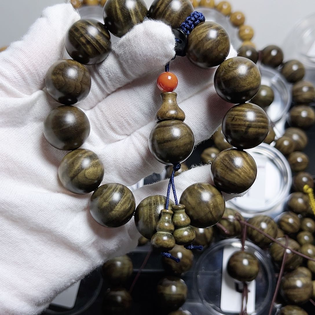 柒*1.8手串阴沉木一串