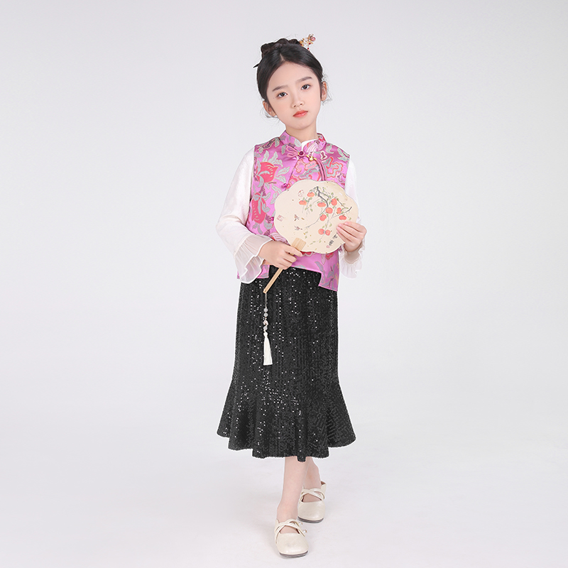 女童新中式汉服马甲唐装新年战袍2025春季新款过年衣服国风儿童装