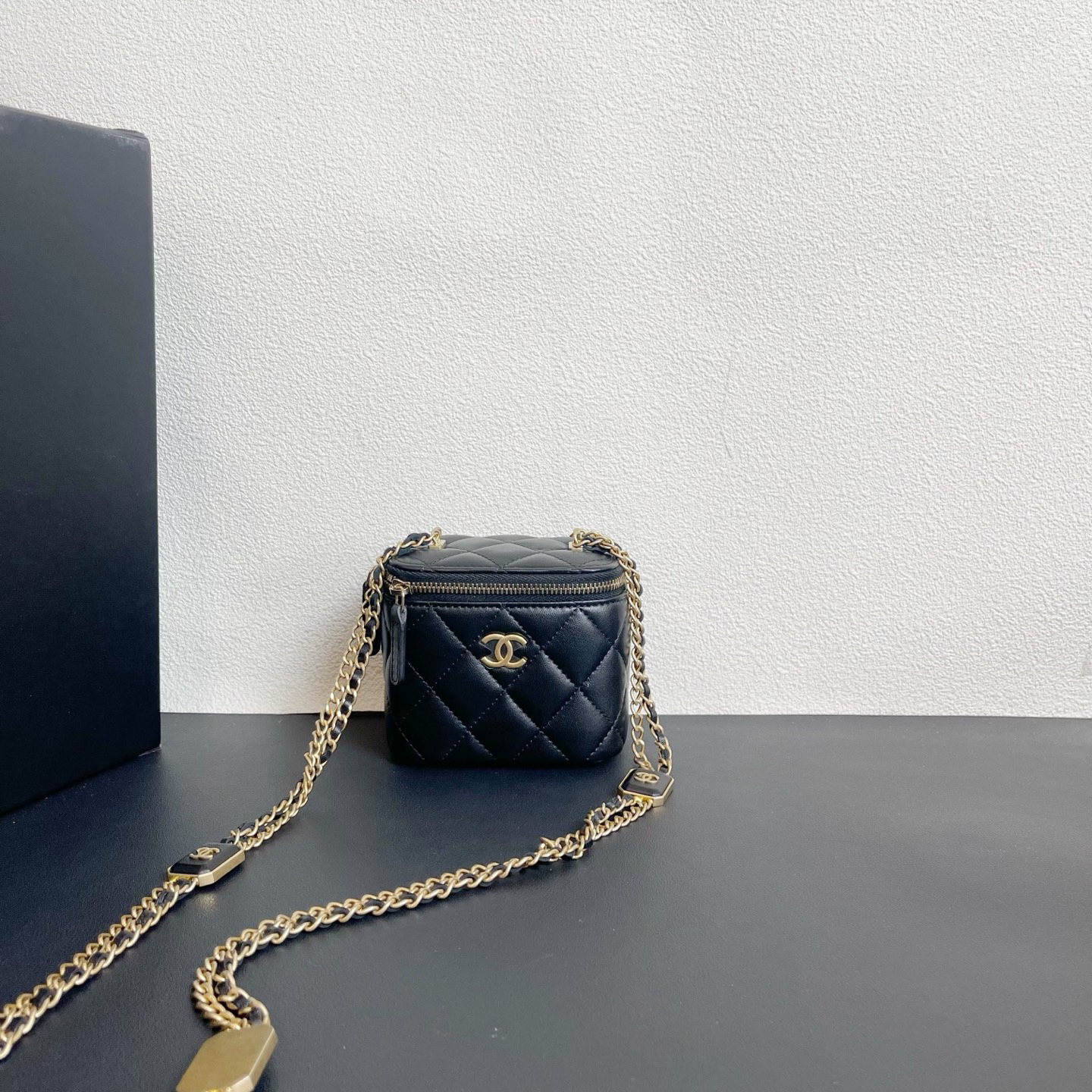 95新 Chanel/香奈儿 98新 奢总管/方糖小盒子包/芯片