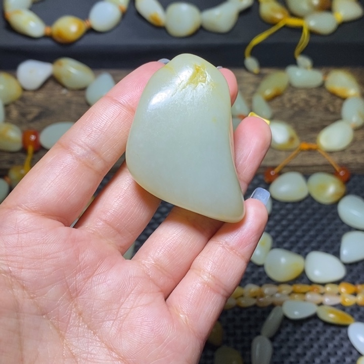 和田玉手链未镶嵌