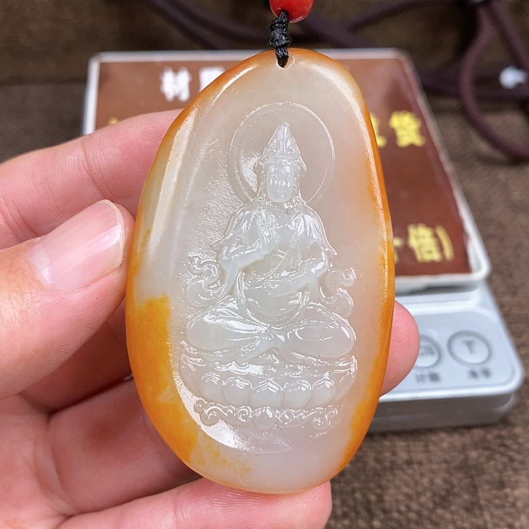 和田玉颈饰未镶嵌