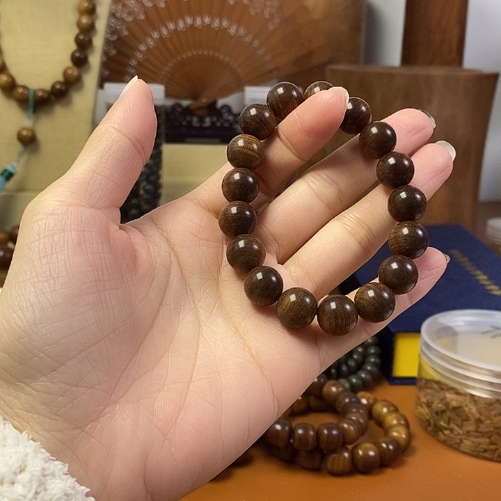 老山檀香黑肉沉水1.2手串