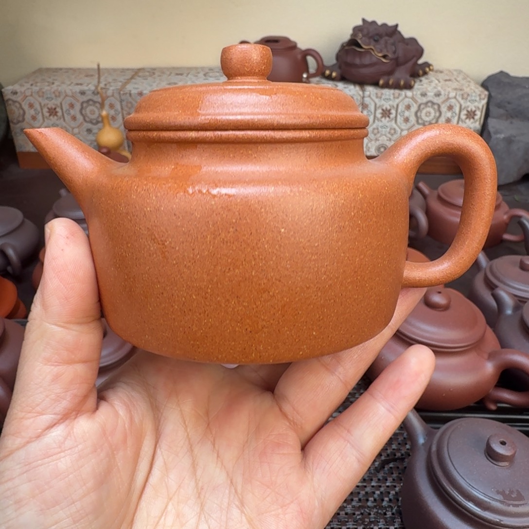 用***6紫砂茶壶黄降坡德中240cc