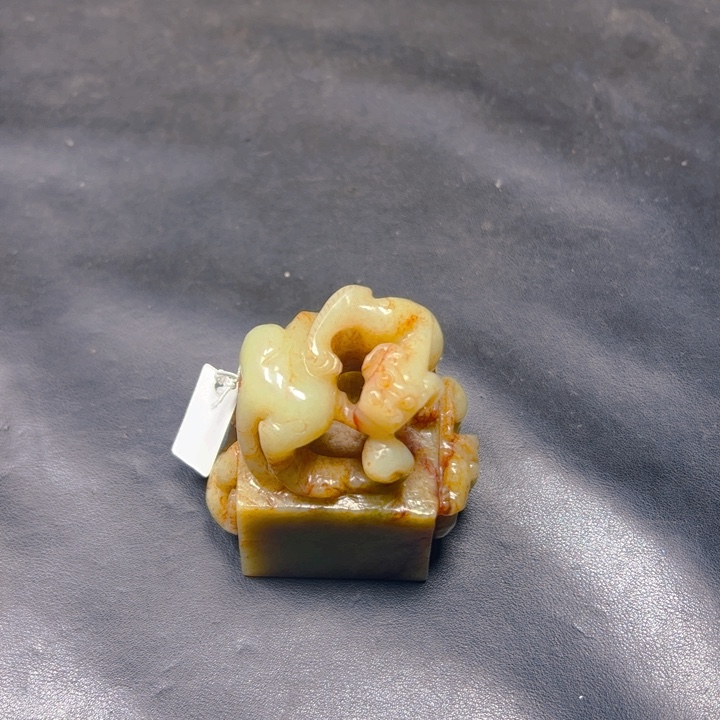 和田玉把件未镶嵌