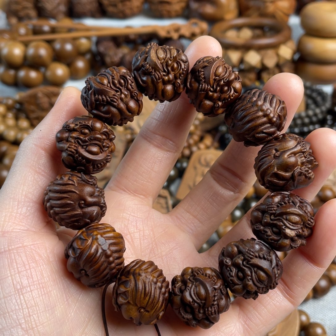 木老山檀香2.0瑕疵貔貅手串