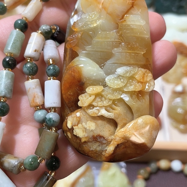 岫玉吊坠(赠链)未镶嵌