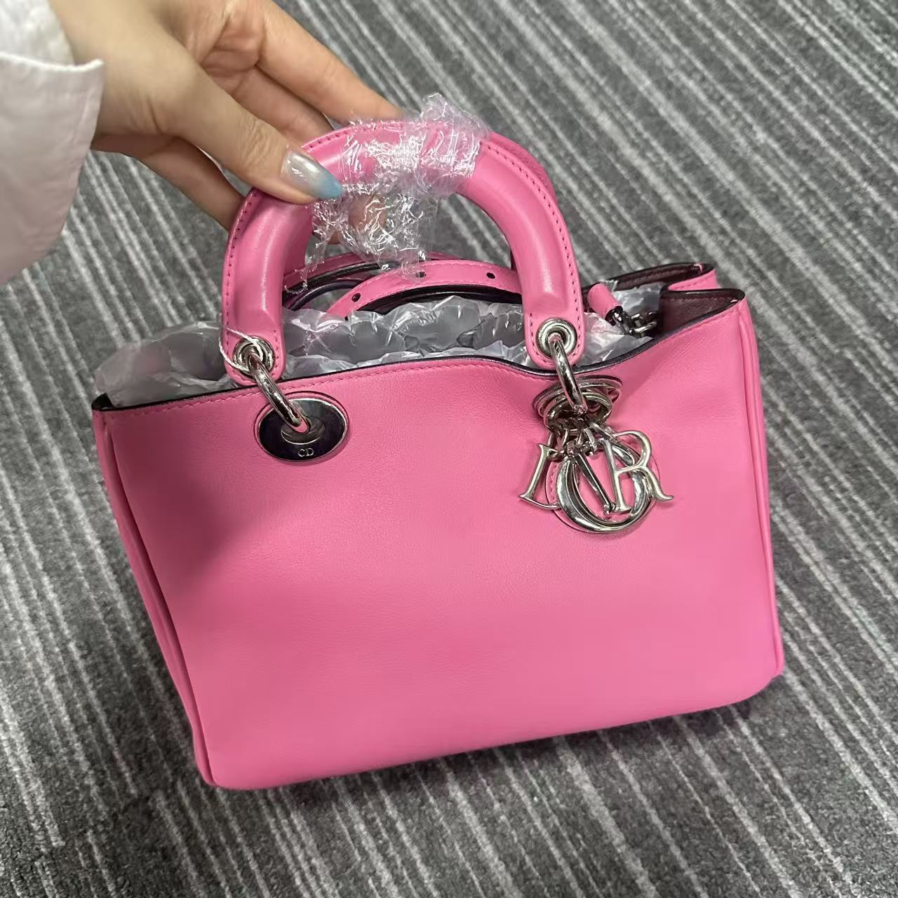 95新 DIOR/迪奥 迪奥粉色手提02011/二奢包包