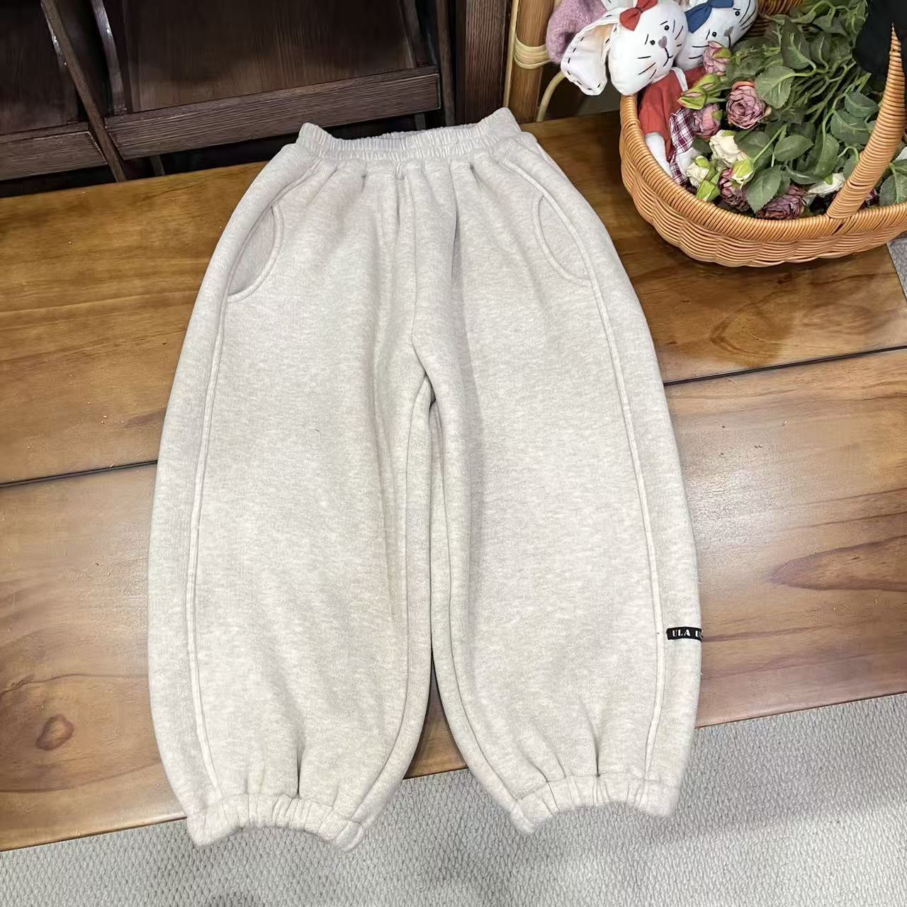 〖姐姐家〗2025冬款儿童卡其色冬装加厚绒休闲卫裤 bt6812