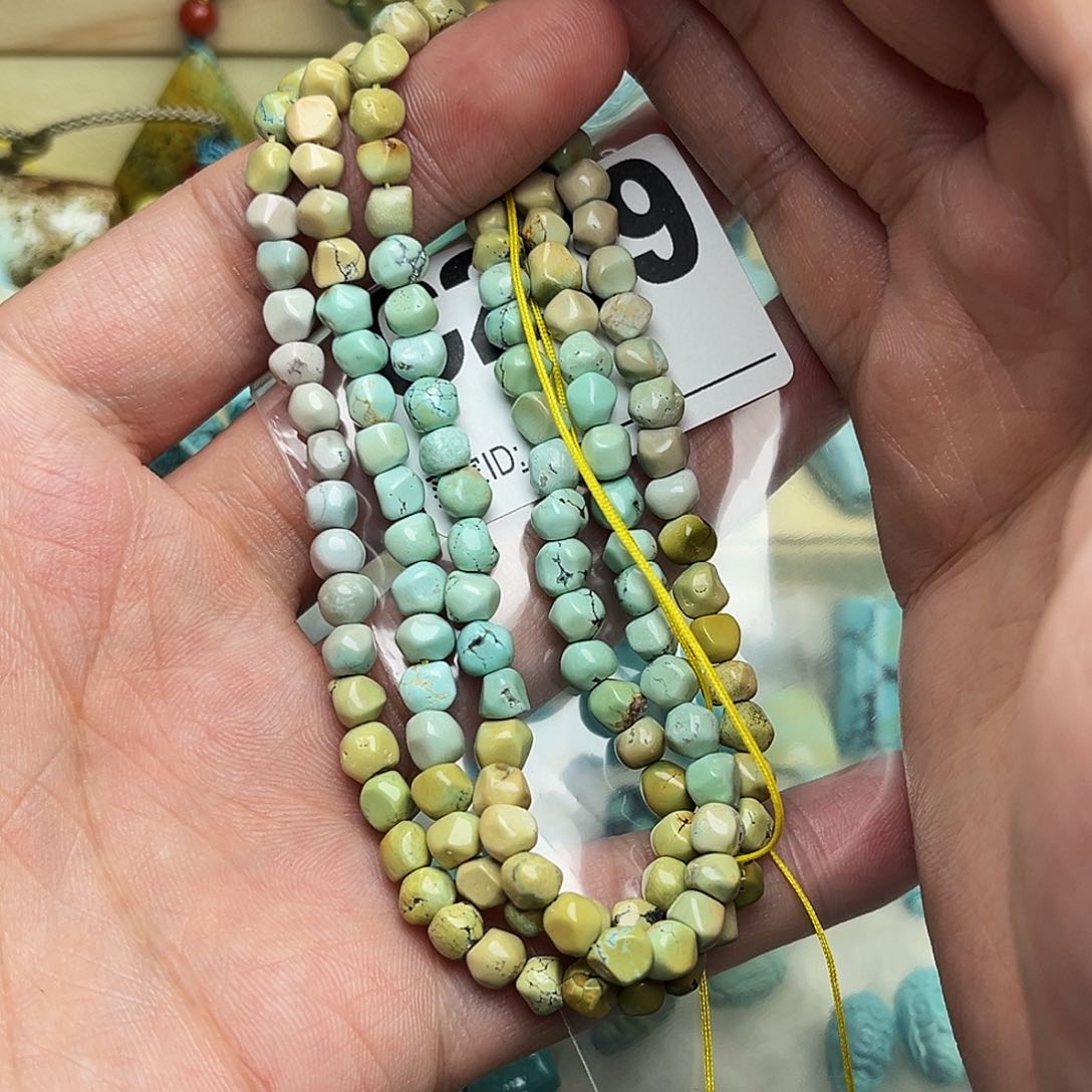 绿松石配饰未镶嵌卡5.5