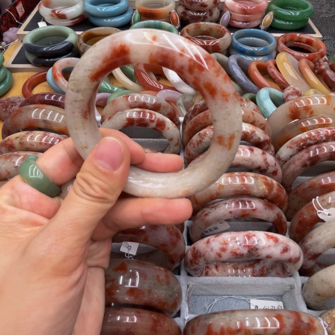 石英质玉未镶嵌圈口56