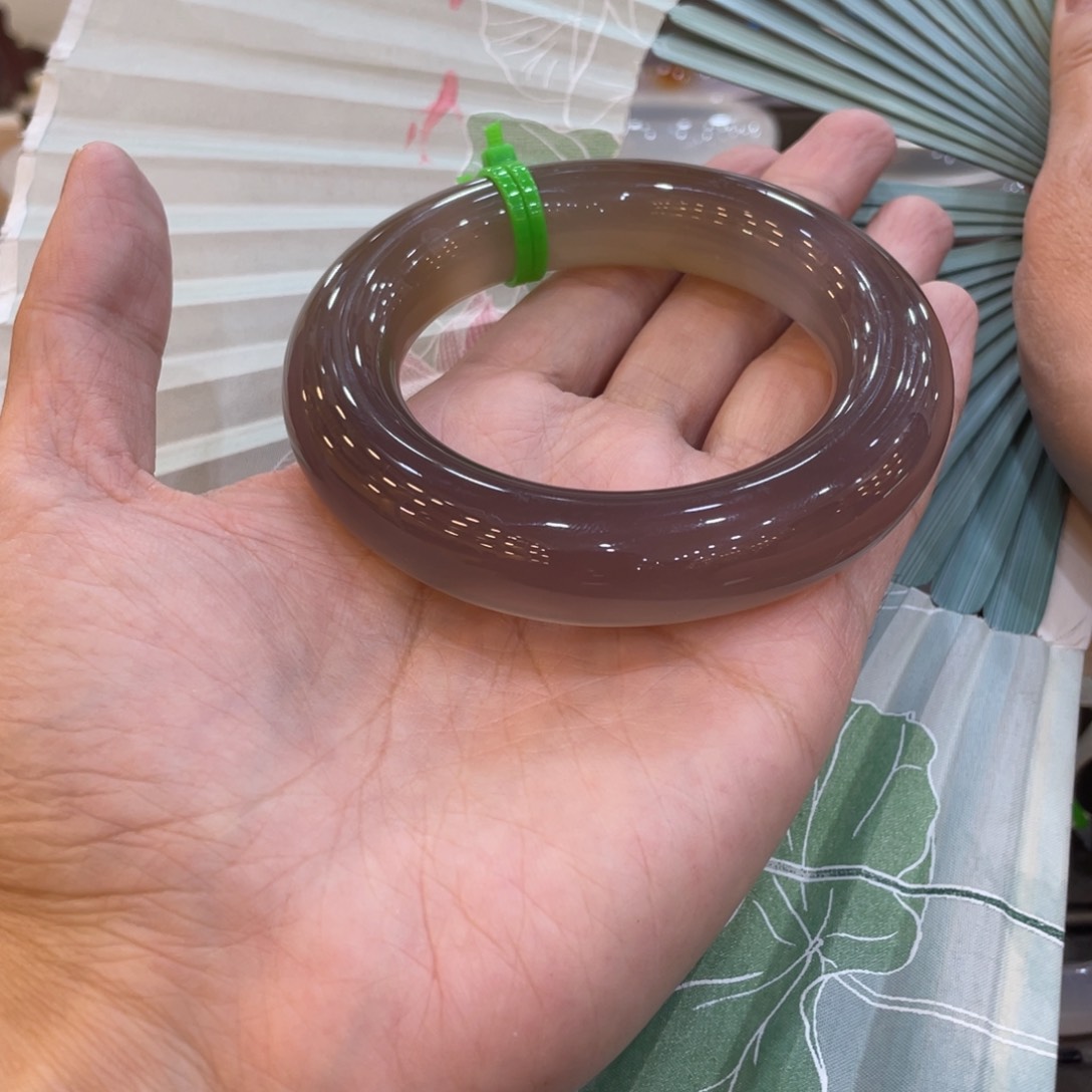 玛瑙/玉髓手镯未镶嵌胖*狸