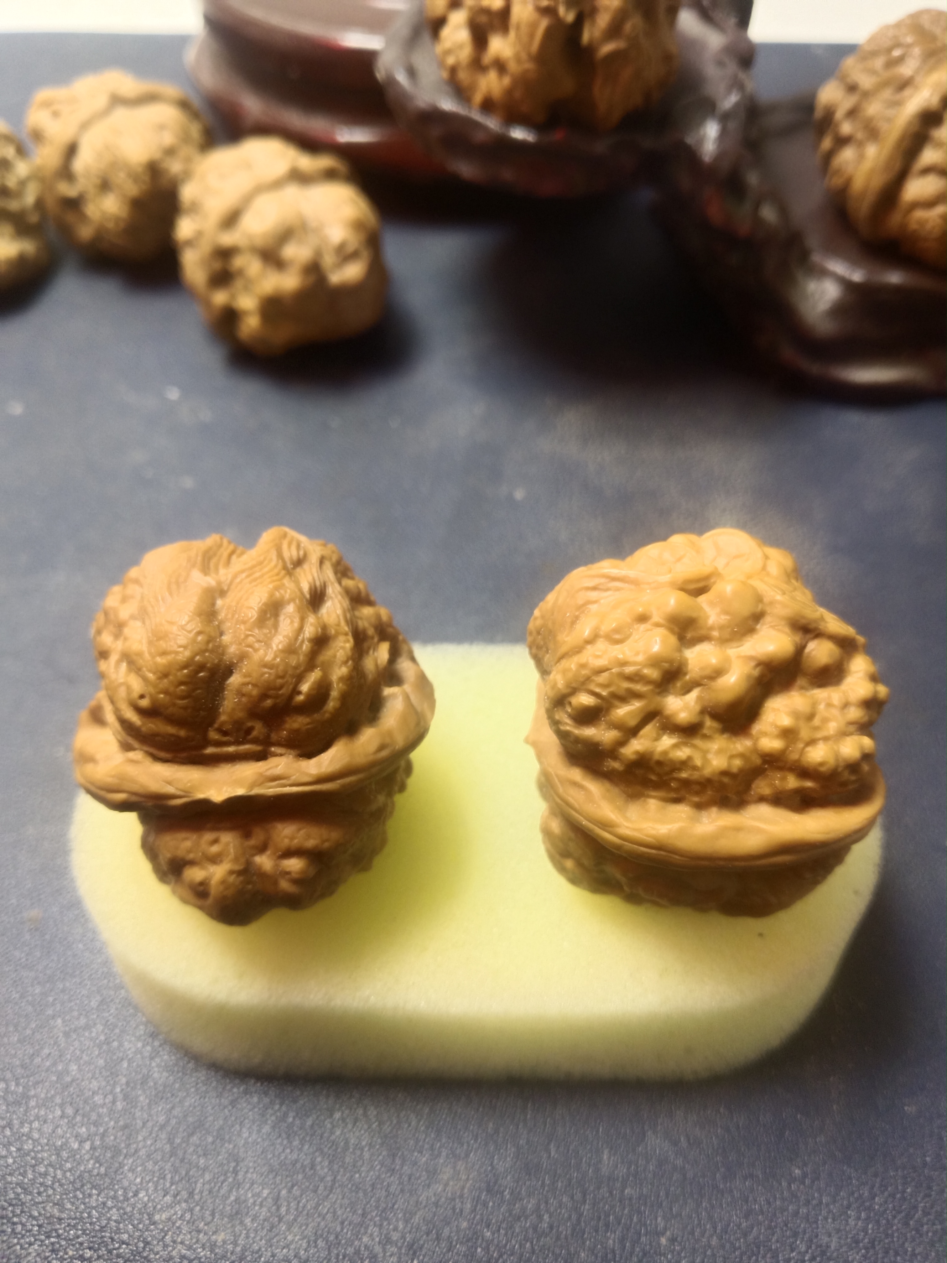 金蟾蛤蟆头雕刻背铜钱荷叶，边40肚41