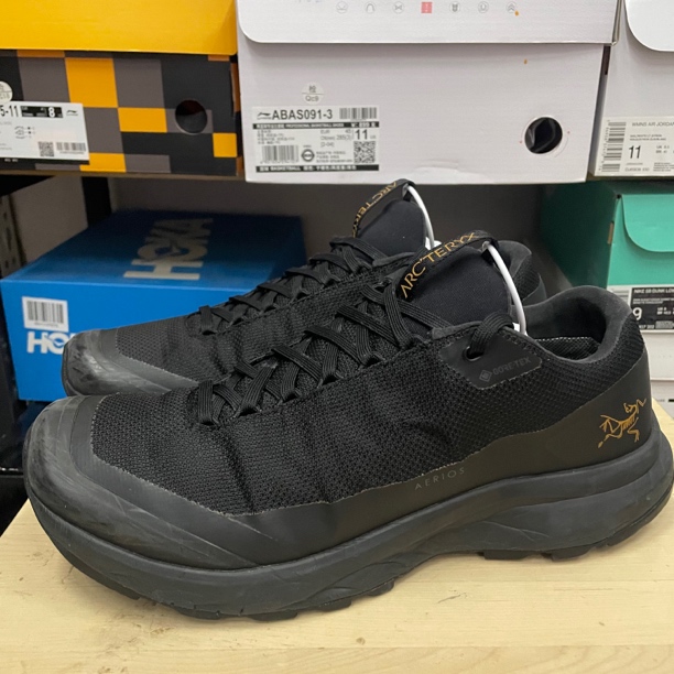 42码/FI2 黑色/51565/休闲鞋/95新无原盒/225389