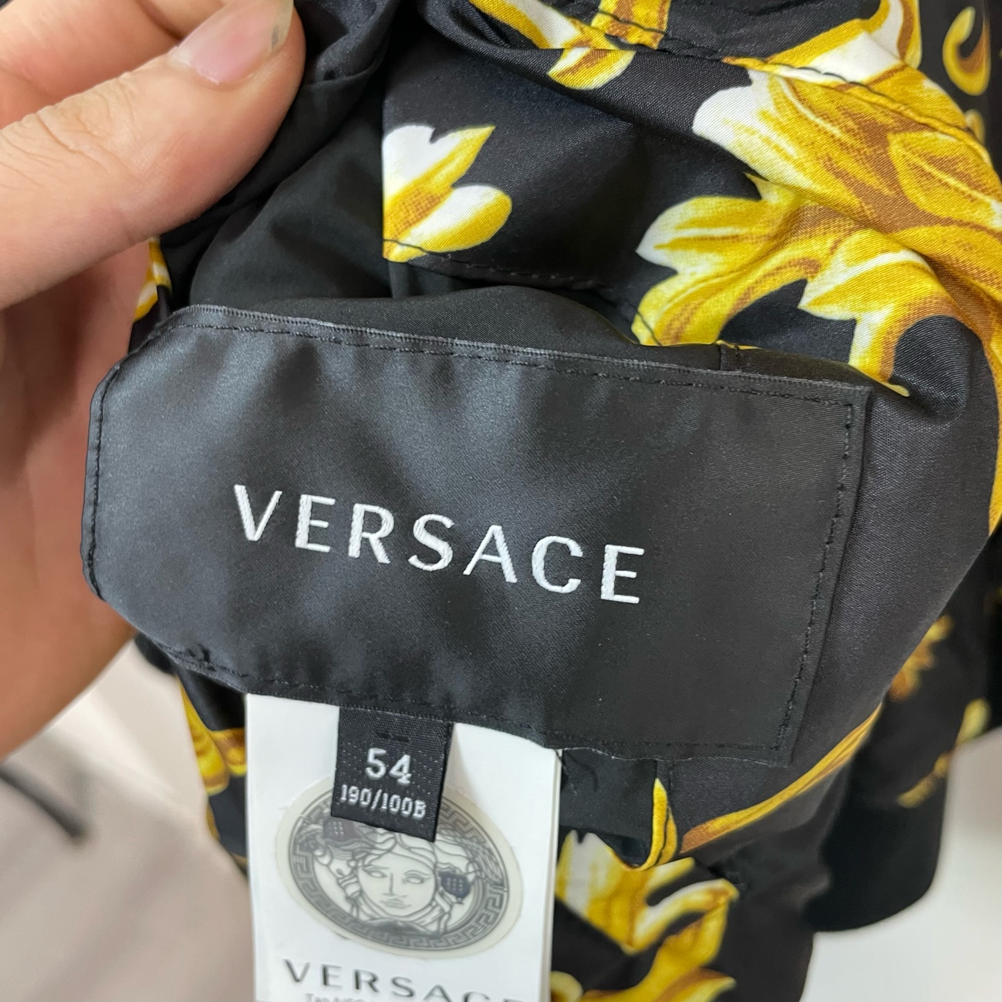 未使用 VERSACE/范思哲 巴洛克双面穿棉服/54码/全新带吊/价20600