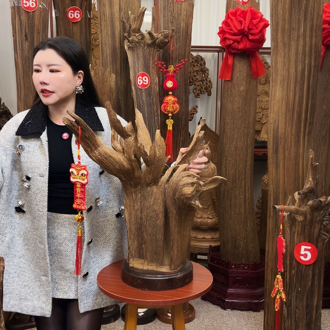 沉香摆件泉*嘟沉香摆件