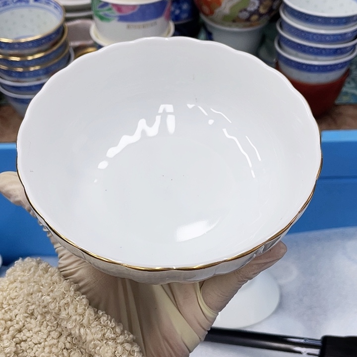 潇****回73 A鹿屋家的美丽瓷器