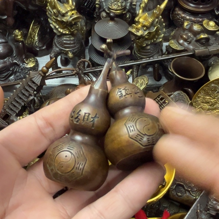 顺顺利利，铜器摆件