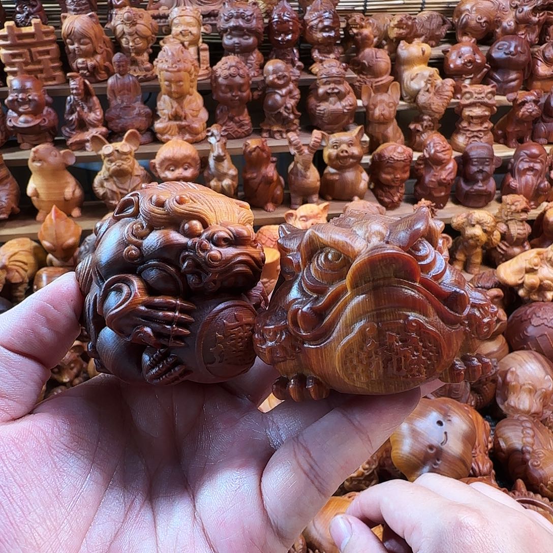 李***梵柏木（崖柏）崖柏陈化黑古高油金蟾蜍貔貅