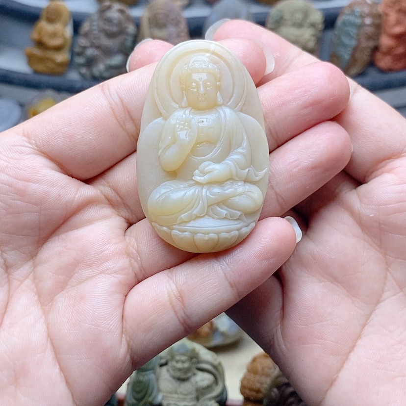 【闪购商品】定制石英质玉吊坠未镶嵌