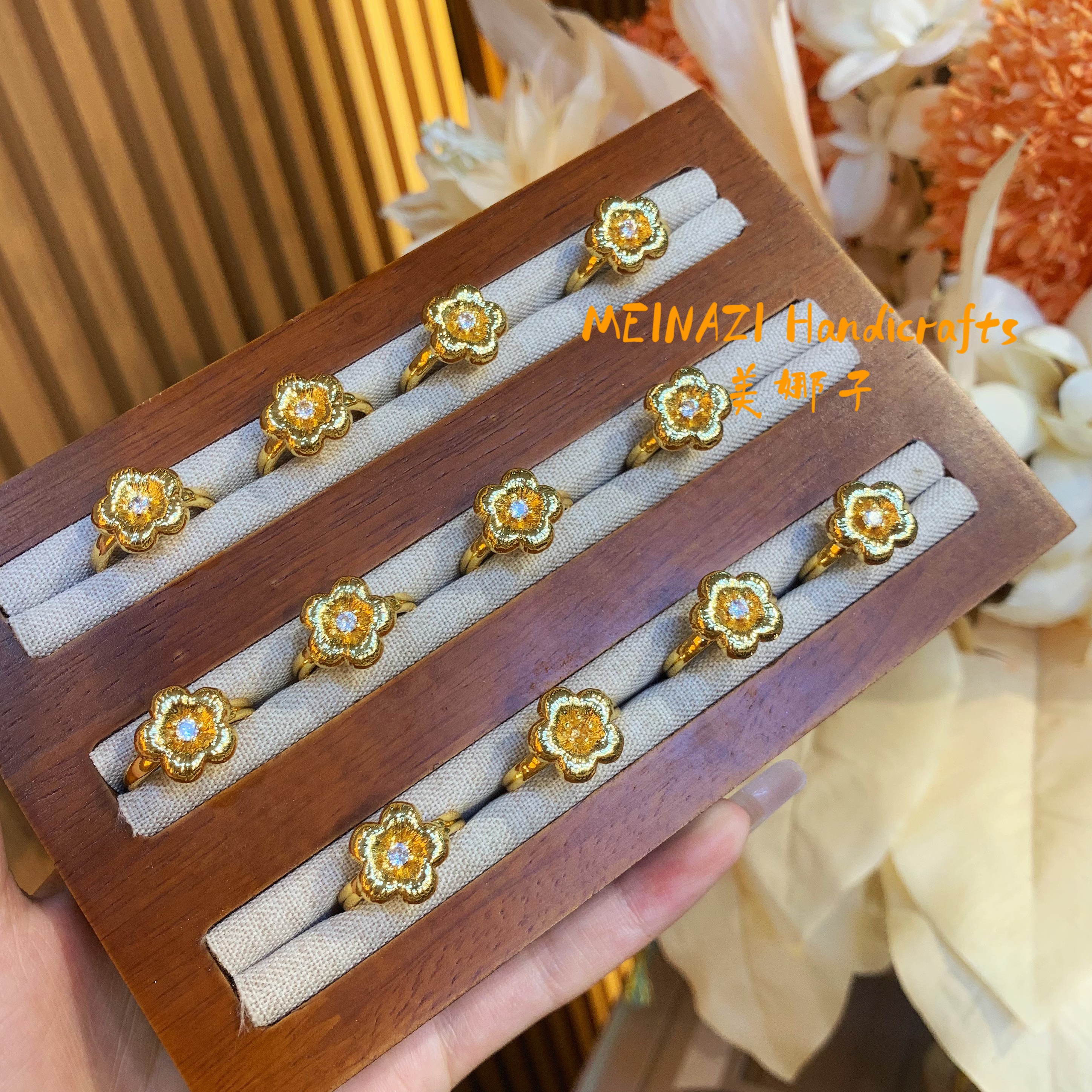 戒指   YUXI/予禧/ 新款可调节拉丝点钻小花朵戒指小众复古