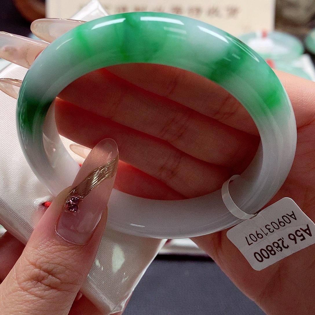 翡翠手镯未镶嵌22（51号）