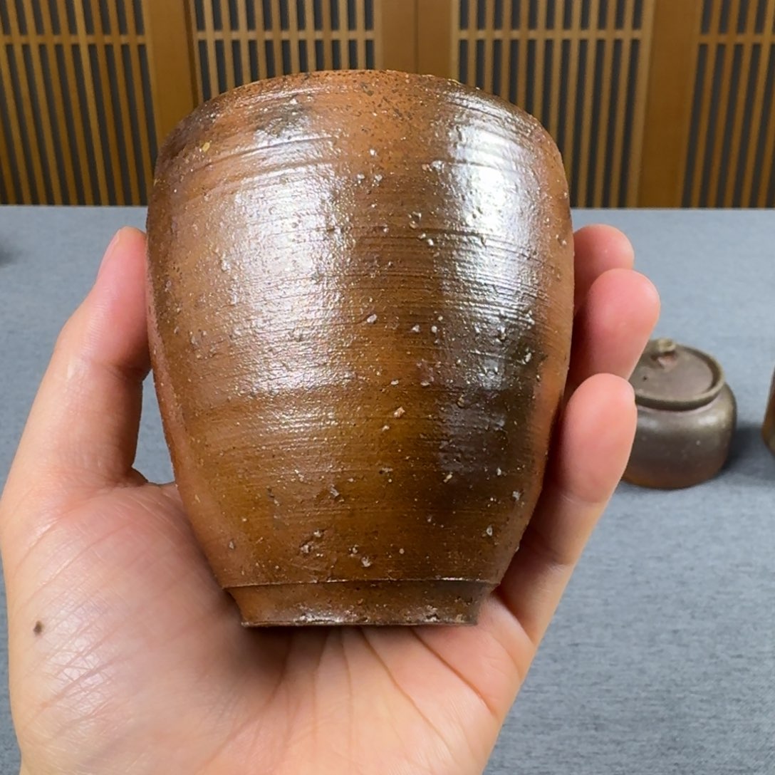 美基 备前烧 汤吞。