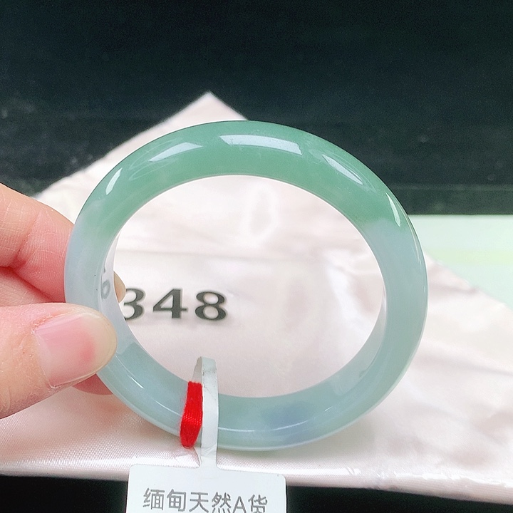 未镶嵌手镯翡翠348
