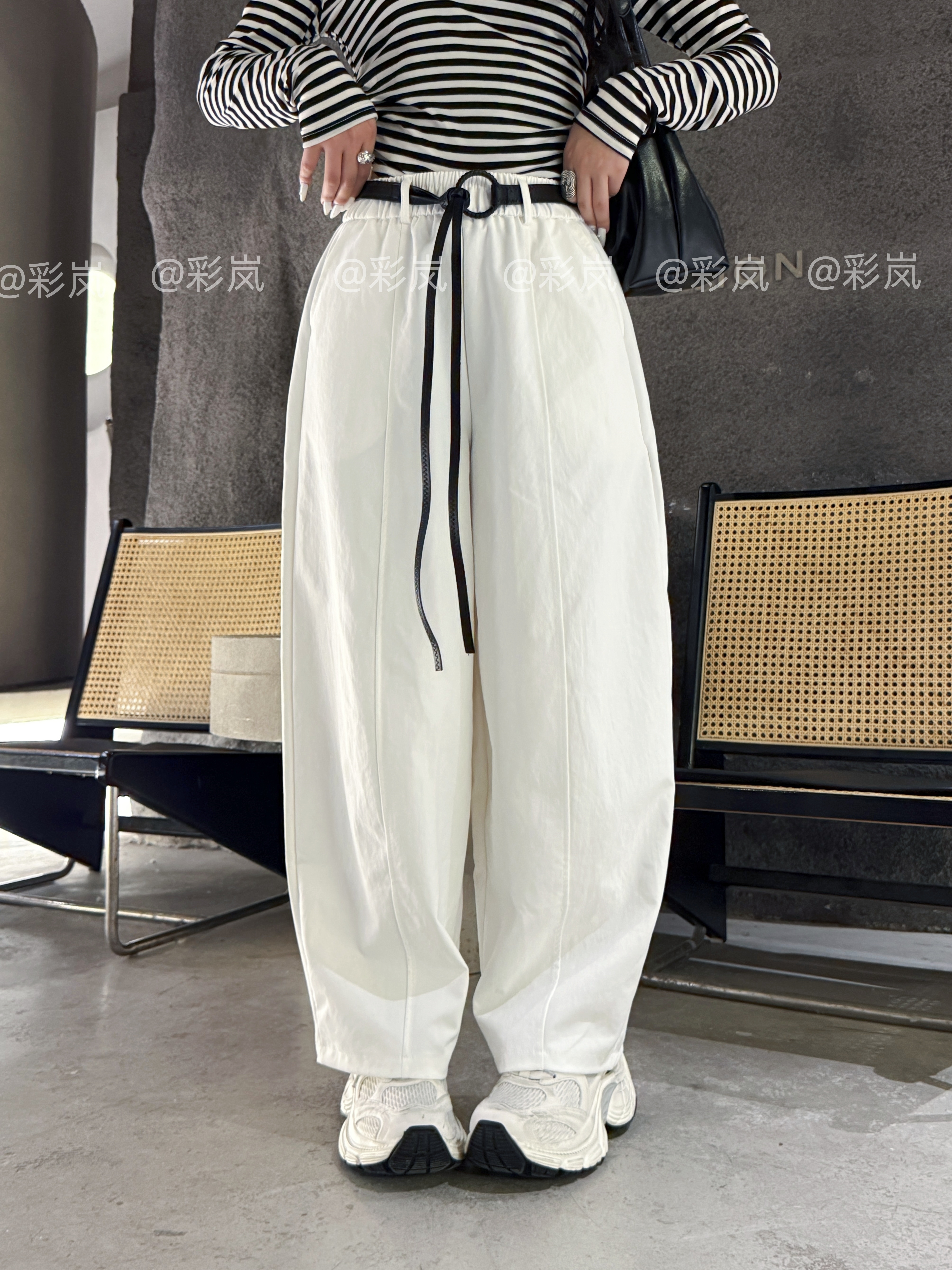 （含腰带）2025早秋网红款爆款弯刀裤洋气潮流宽松时尚女款阔腿裤