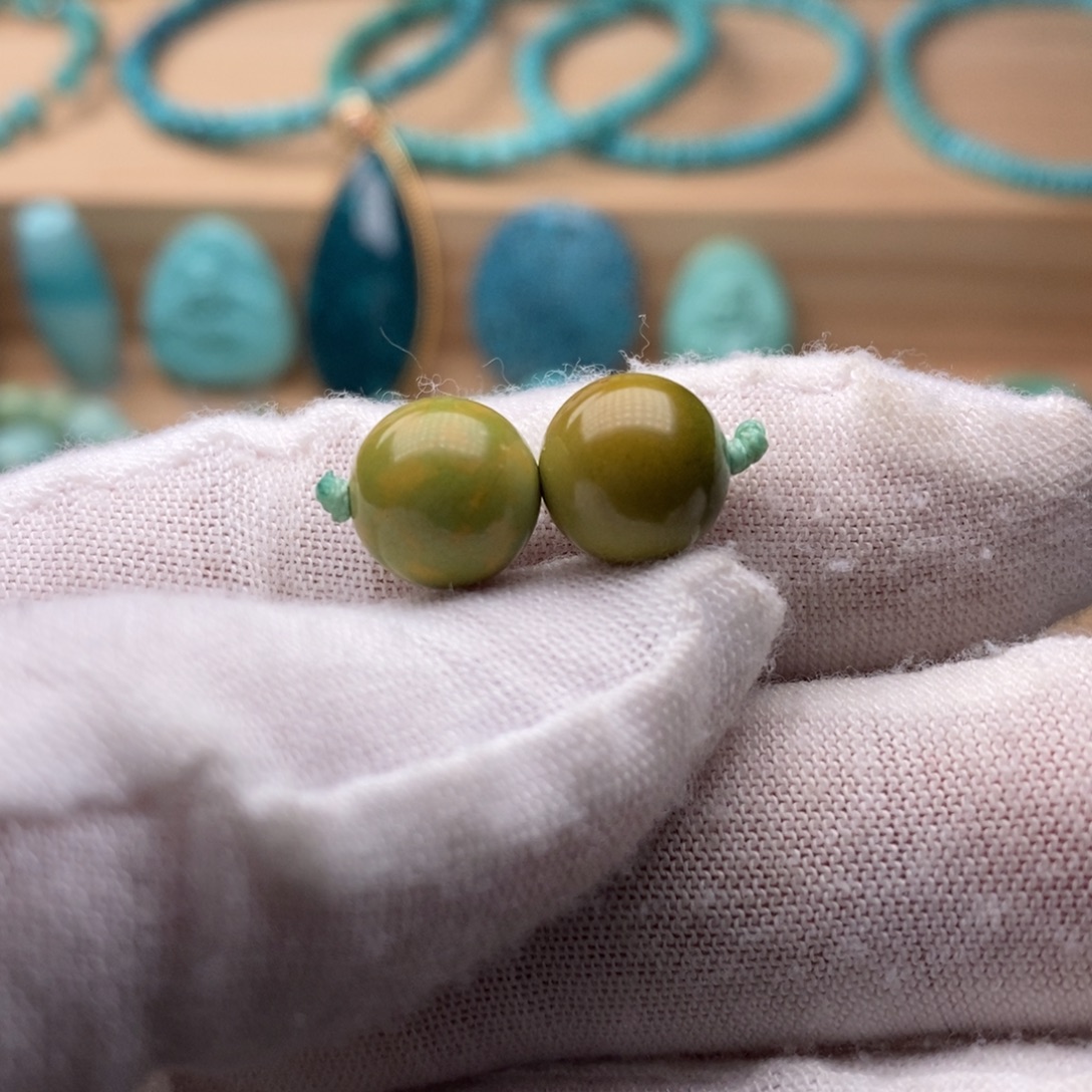 绿松石未镶嵌挂件