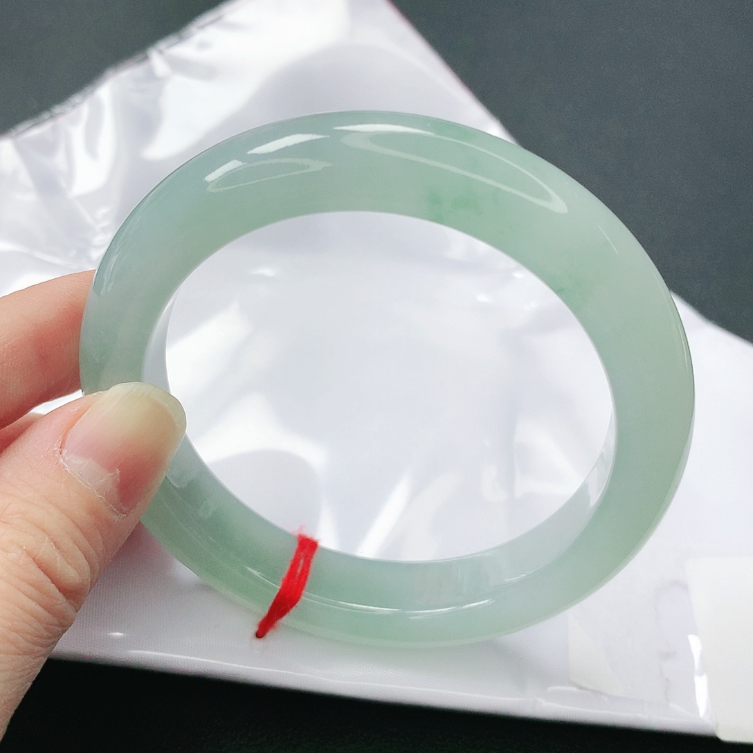 翡翠手镯未镶嵌缅甸天然A货翡翠