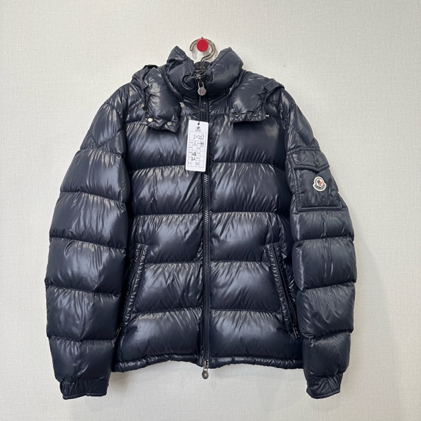 未使用 MONCLER 玛雅羽绒服/尺码3/编号20257